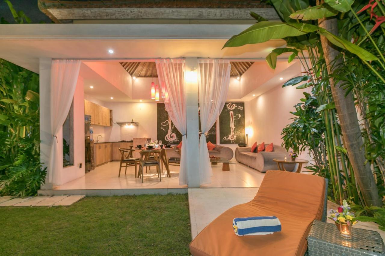 Villa Briana Seminyak By Villas R Us Buitenkant foto