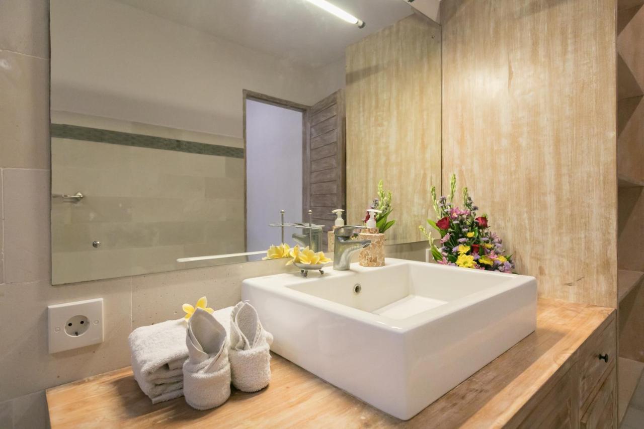 Villa Briana Seminyak By Villas R Us Buitenkant foto