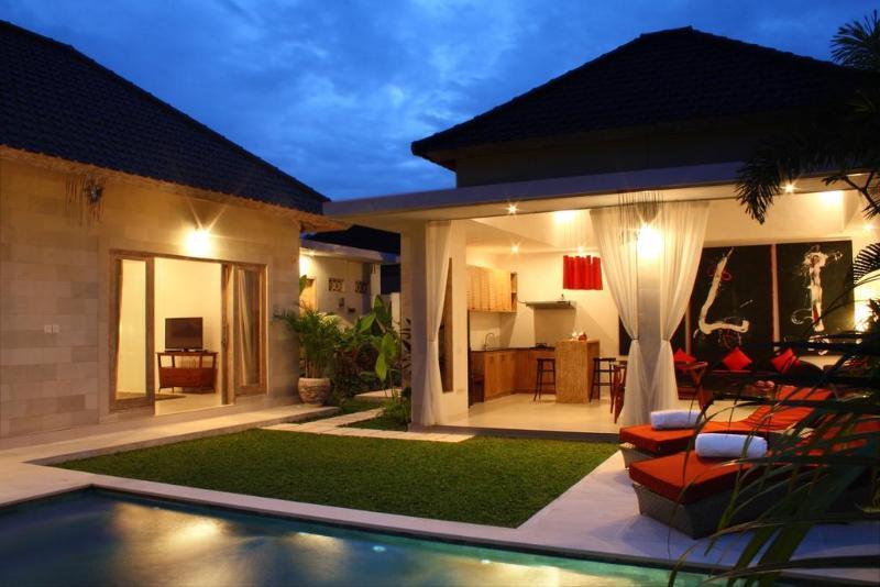 Villa Briana Seminyak By Villas R Us Buitenkant foto